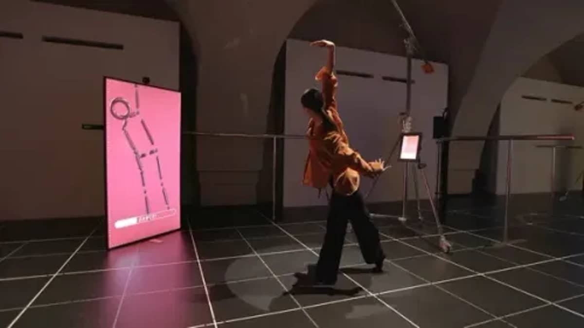 Google AI Creates Dance Moves From McGregor's Archive