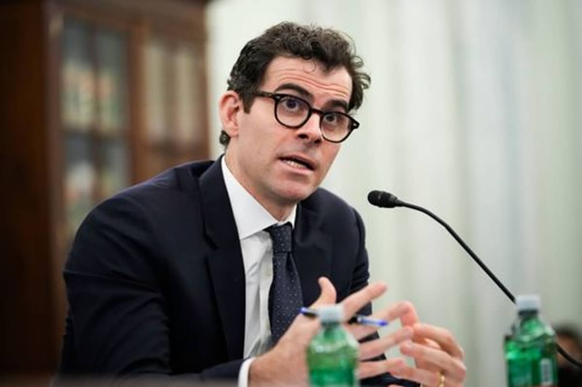 Mosseri's microphone denial sparks more skepticism than trust