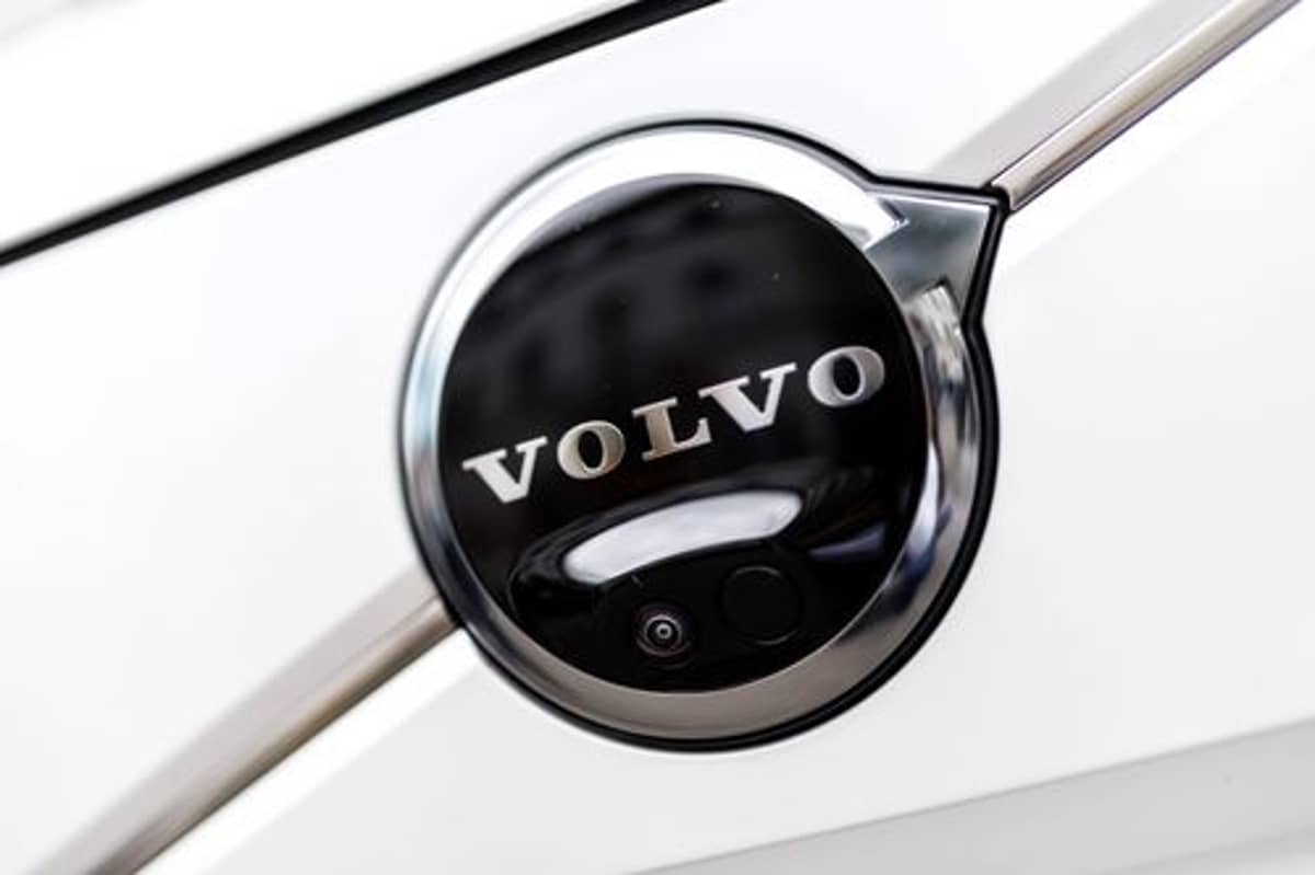 Volvo pivots to American-made EREVs as EV strategy shifts