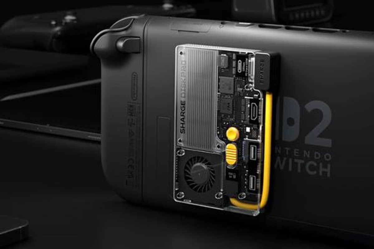 Sharge's fan-cooled SSD tackles overheating with magnetic design