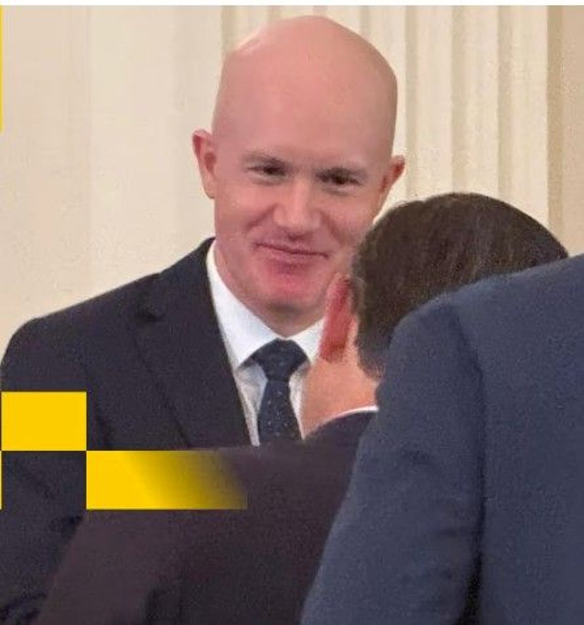 Coinbase CEO Fights Back Against White House Crypto Bill Drama