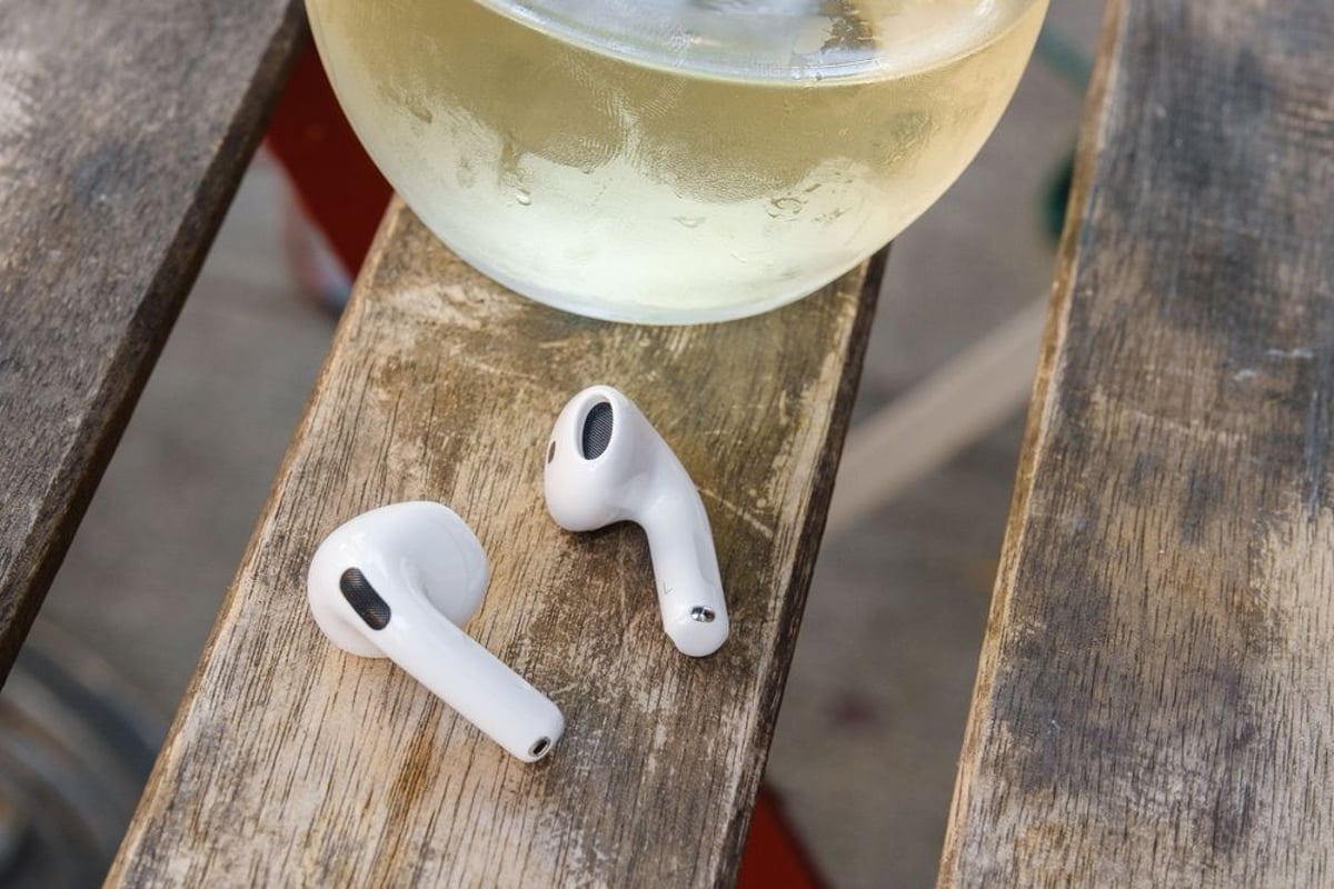 Apple AirPods 4 Hit Record Low $69 for Black Friday