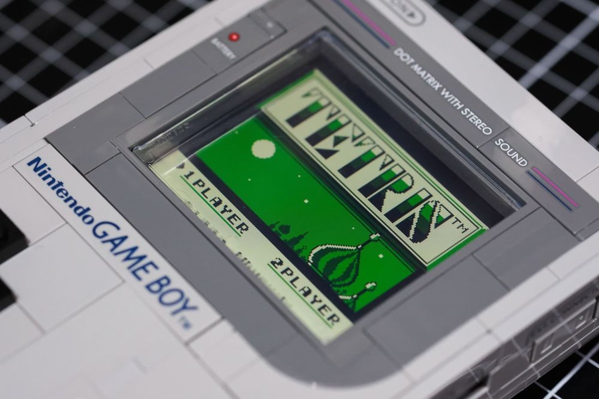 Modder Transforms Lego Game Boy Into Fully Functional Handheld