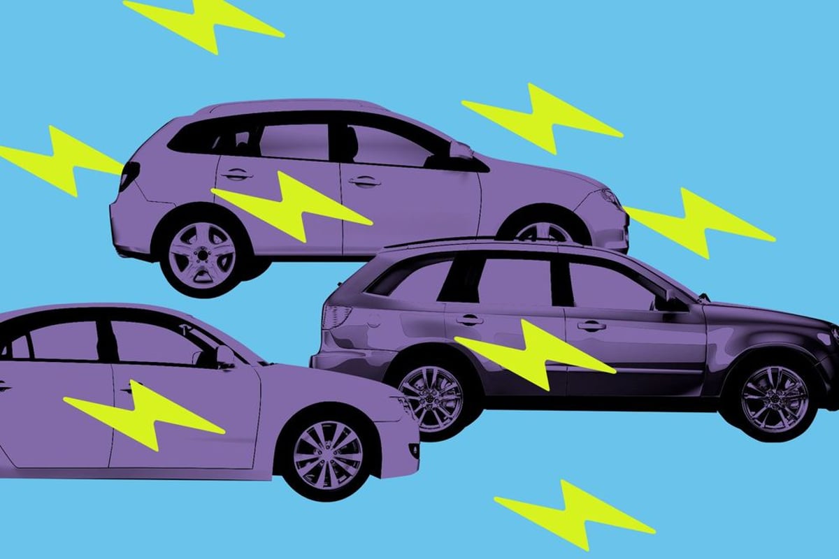 Uber offers drivers $4,000 to go electric as tax credits end