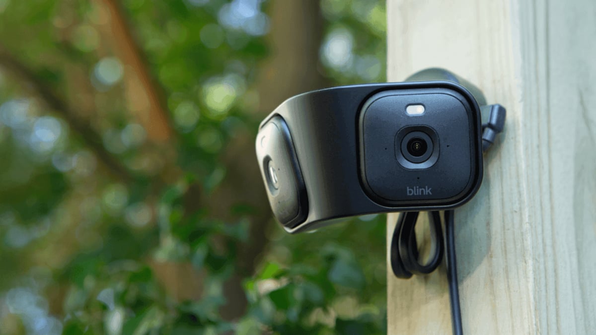 Amazon's Blink Arc fuses dual cameras for 180-degree coverage