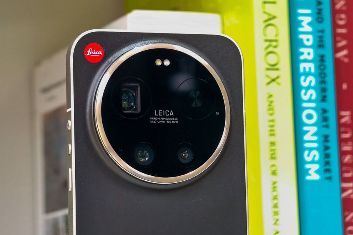 Xiaomi Doubles Down on Camera Hardware Over AI Software