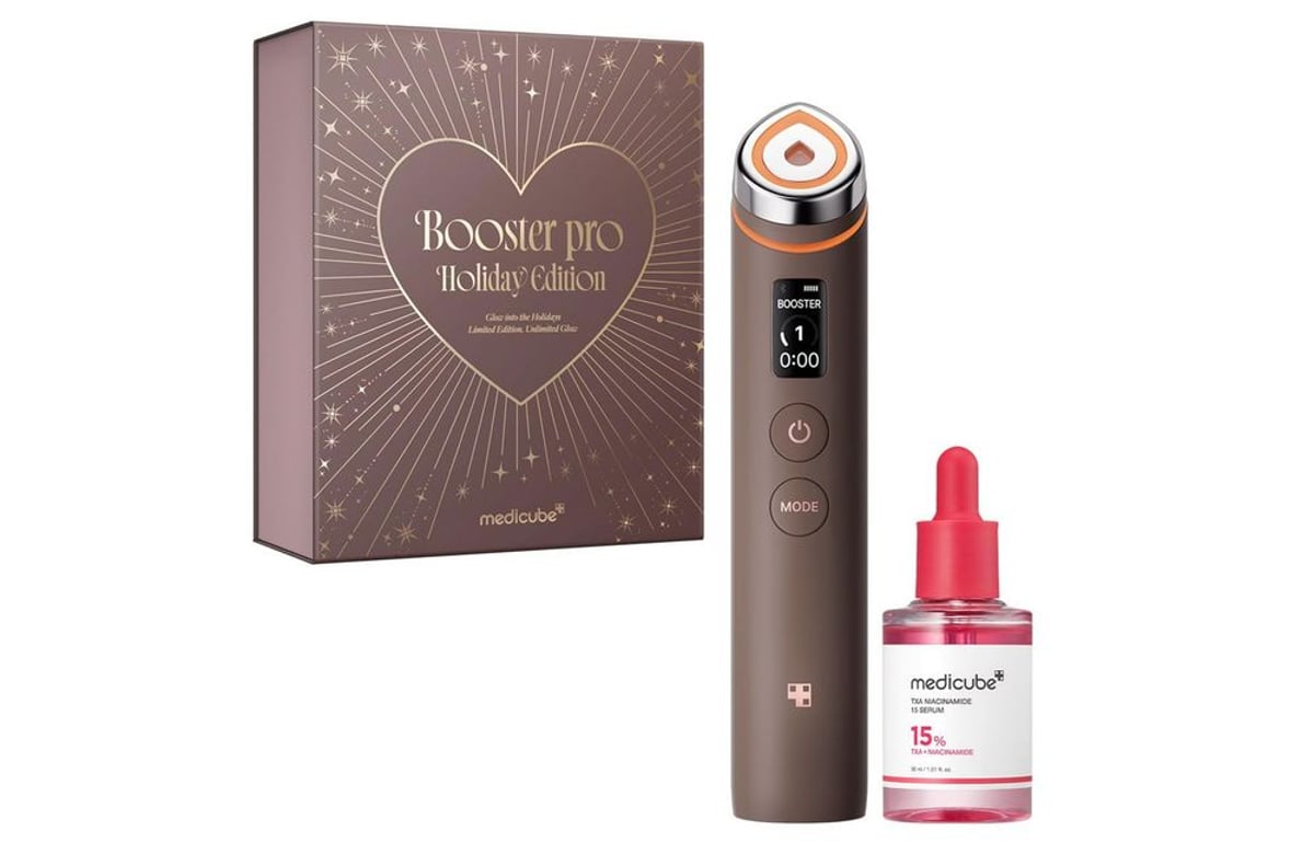 Viral TikTok Skincare Wand Gets 44% Black Friday Discount