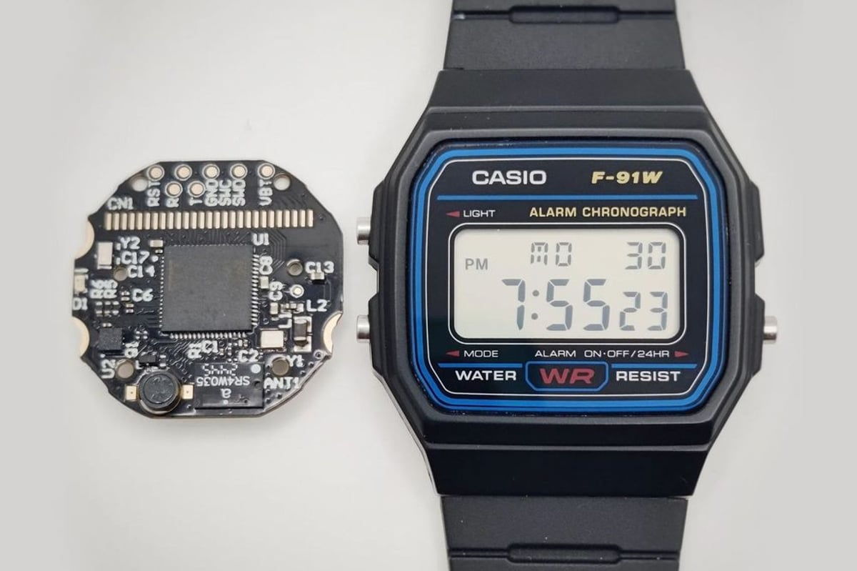 Ollee Watch One Brings Bluetooth and Games to Classic Casio F-91W
