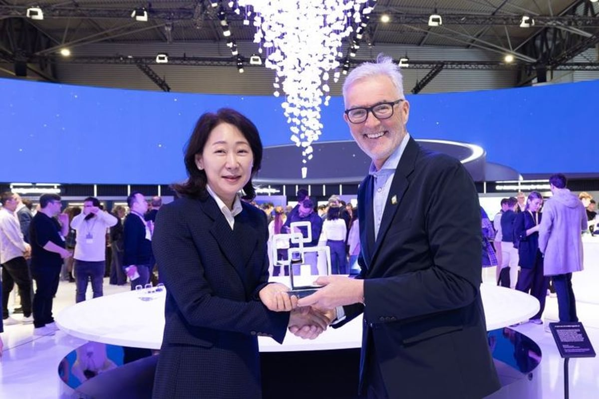 Samsung Galaxy S26 Ultra Wins MWC's Top Mobile Award