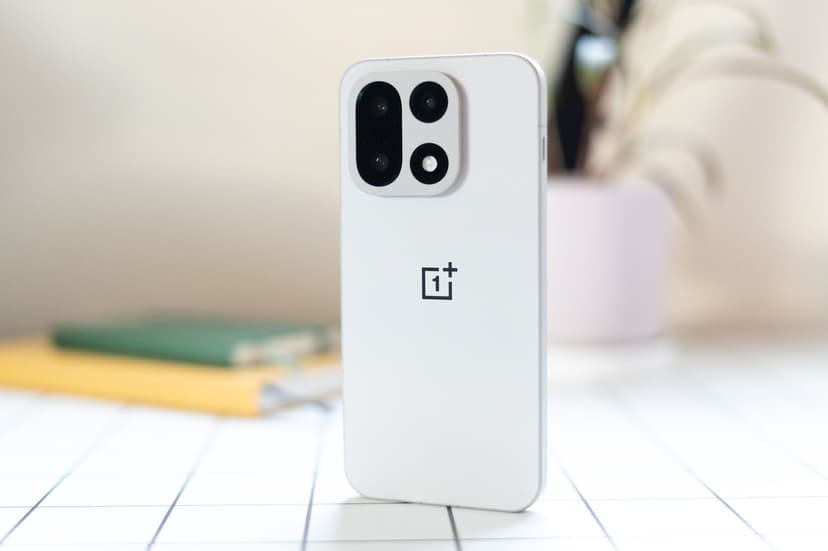 OnePlus 15 US Launch Stuck in FCC Limbo After Gov Shutdown